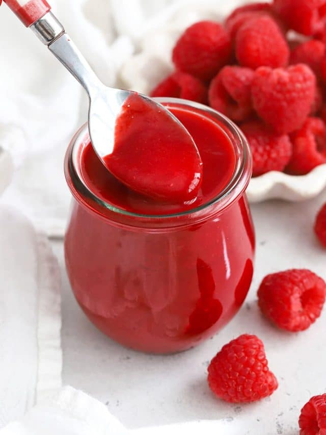 3-Ingredient Fresh Raspberry Sauce (Raspberry Coulis)