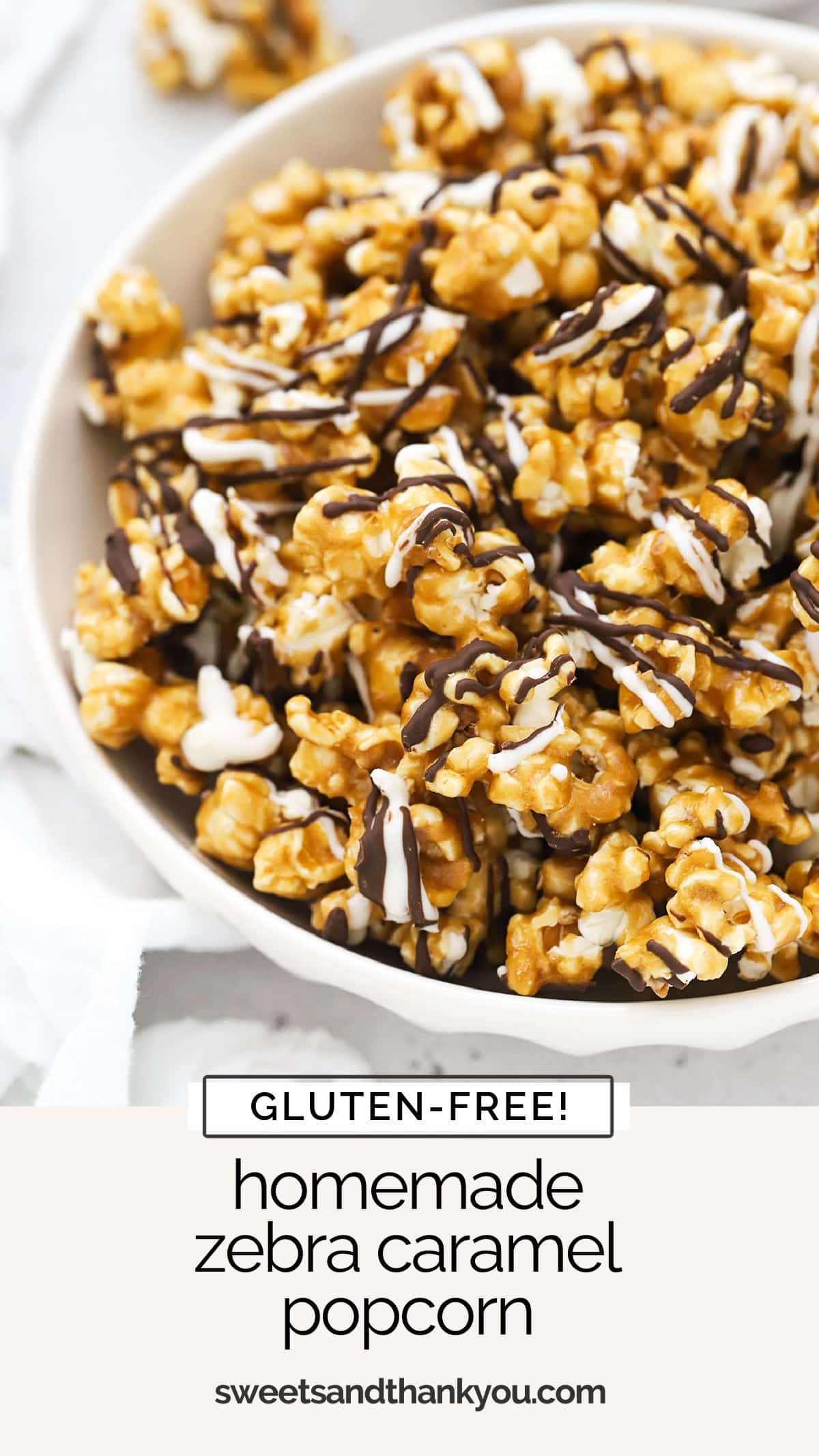Learn how to make homemade zebra popcorn with our easy recipe! This chocolate drizzled caramel corn is always a hit! (Gluten-Free!) / zebra caramel popcorn / caramel corn drizzled with chocolate / chocolate drizzled caramel corn / chocolate drizzled caramel popcorn / zebra corn recipe / is zebra popcorn gluten-free / gluten free popcorn recipe / gluten free holiday treat